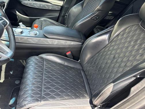 Himalayan Gray 2023 Genesis GV70 3.5T AWD Sport