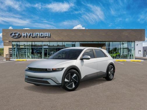 Atlas White Matte 2026 Hyundai IONIQ 5 SEL