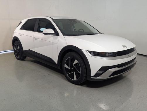 Atlas White Matte 2026 Hyundai IONIQ 5 SEL