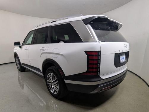 Creamy White Pearl 2026 Hyundai PALISADE SEL 7P