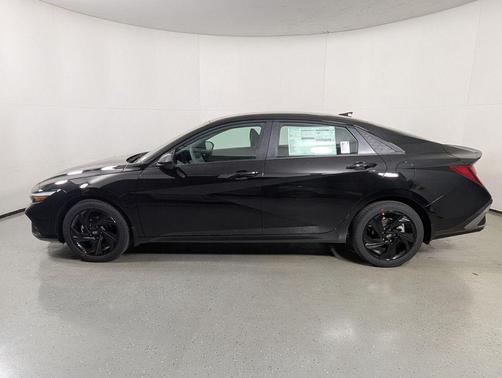 Abyss Black 2026 Hyundai ELANTRA Sport