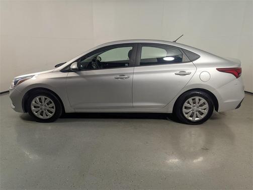2021 Hyundai Accent SE