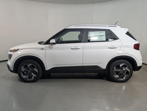 Lunar White 2026 Hyundai VENUE SEL