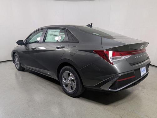 Amazon Gray 2026 Hyundai ELANTRA SE