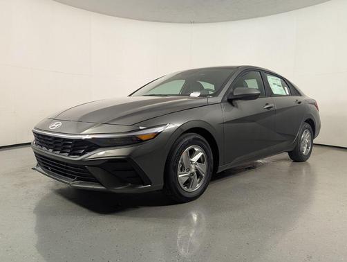 Amazon Gray 2026 Hyundai ELANTRA SE