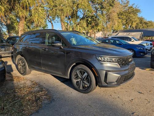 2023 Kia Sorento S
