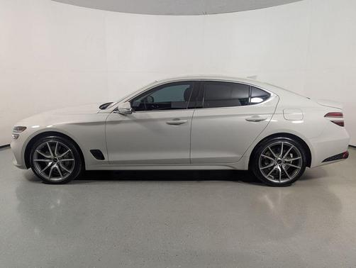 Vatna Gray 2026 Genesis G70 2.5T RWD
