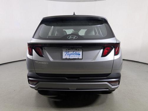 Shimmering Silver 2026 Hyundai TUCSON SE