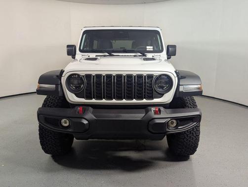 Bright White Clearcoat 2026 Jeep Wrangler Rubicon