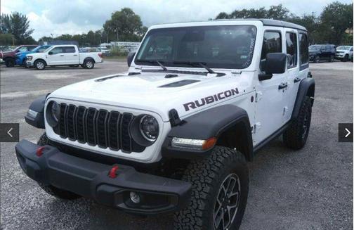 Bright White Clearcoat 2026 Jeep Wrangler Rubicon