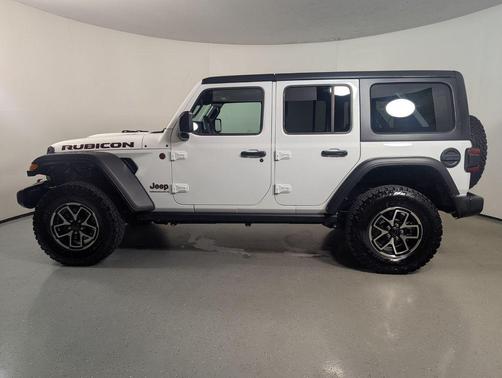 Bright White Clearcoat 2026 Jeep Wrangler Rubicon