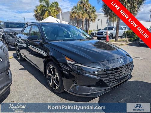 2023 Hyundai ELANTRA Limited