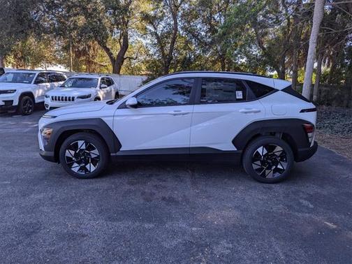 2025 Hyundai KONA SEL Convenience
