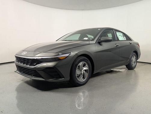 Amazon Gray 2026 Hyundai ELANTRA SE