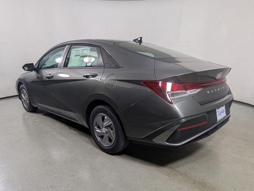 Amazon Gray 2026 Hyundai ELANTRA SE