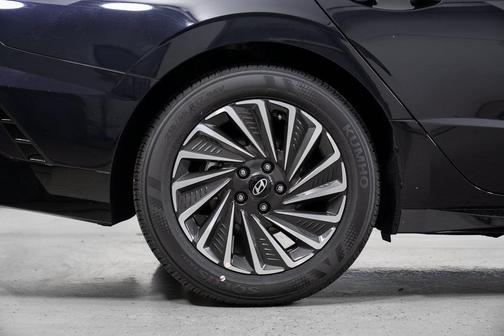 Carbon Blue 2027 Hyundai SONATA Hybrid Limited