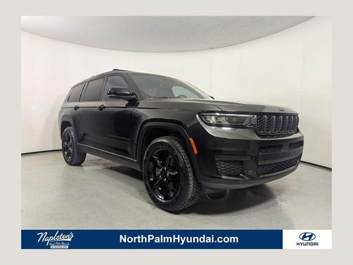Diamond Black Crystal Pearlcoat 2022 Jeep Grand Cherokee L Altitude