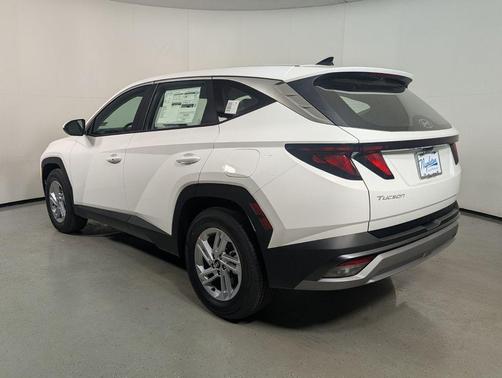 Serenity White Pearl 2026 Hyundai TUCSON SE