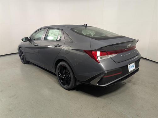 2026 Hyundai ELANTRA HEV SEL Sport