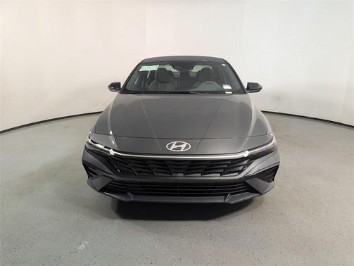 2026 Hyundai ELANTRA HEV SEL Sport