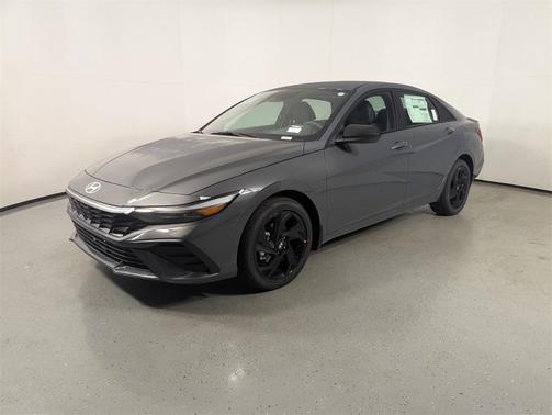 2026 Hyundai ELANTRA HEV SEL Sport