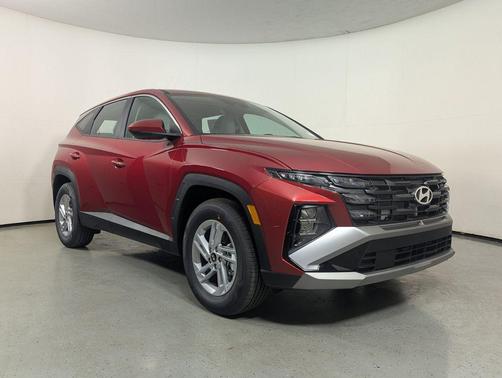 Ultimate Red 2026 Hyundai TUCSON SE