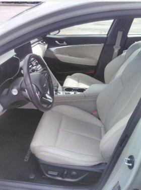 Vatna Gray 2025 Genesis G70 2.5T AWD