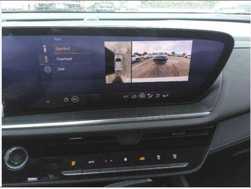Summit White 2024 Buick Envision Preferred