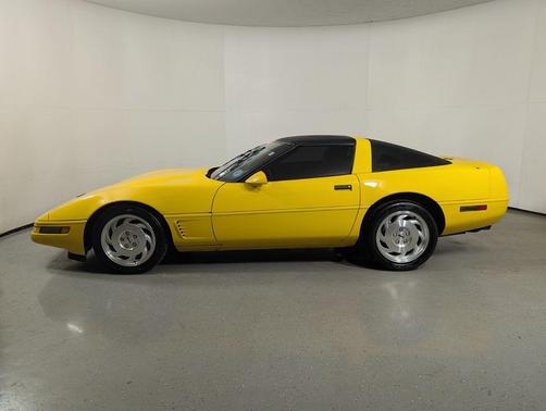 Yellow 1996 Chevrolet Corvette Base