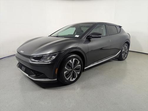 2022 Kia EV6 Light