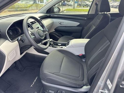 Shimmering Silver 2023 Hyundai TUCSON SEL