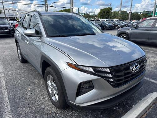 Shimmering Silver 2023 Hyundai TUCSON SEL