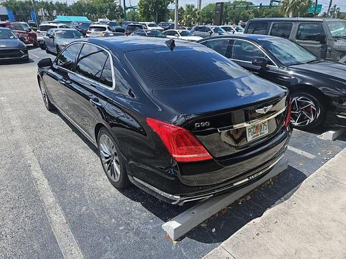 2017 Genesis G90 Premium