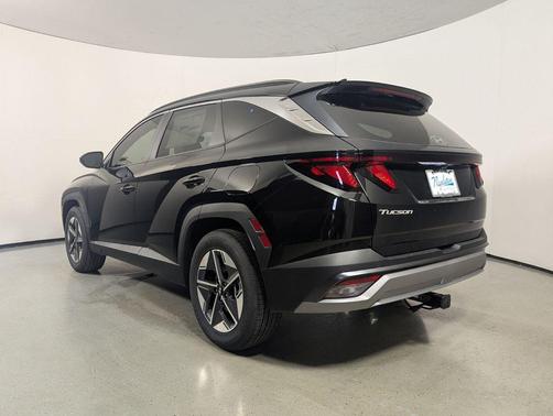 Phantom Black 2026 Hyundai TUCSON SEL
