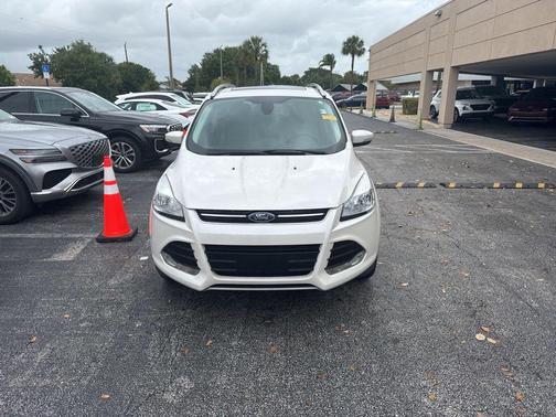 Oxford White 2015 Ford Escape Titanium
