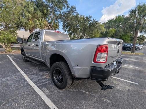 2023 RAM 3500 Tradesman Crew Cab 4x4 8' Box