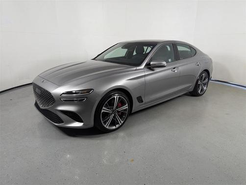2024 Genesis G70 2.5T RWD
