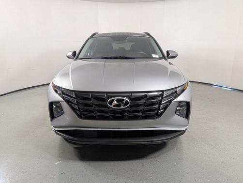 Shimmering Silver 2024 Hyundai TUCSON SEL