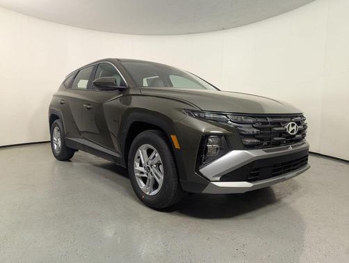 Rockwood Green 2026 Hyundai TUCSON SE
