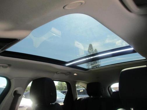 2024 Land Rover Range Rover Velar P250 S