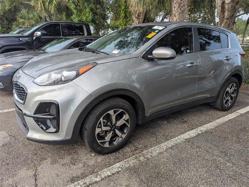 2022 Kia Sportage LX