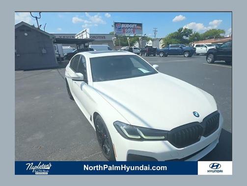 Alpine White 2022 BMW M550 i Xdrive