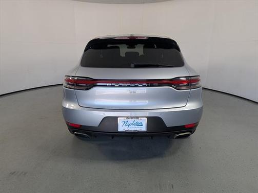 2021 Porsche Macan Base