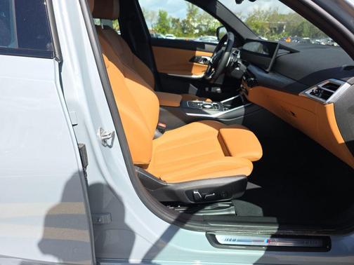 2026 BMW 330 xDrive NA