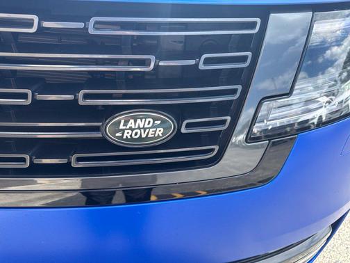 Velocity Blue SV Bespoke Ultra Metallic Satin 2025 Land Rover Range Rover P530 Autobiography