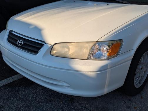 2000 Toyota Camry LE V6
