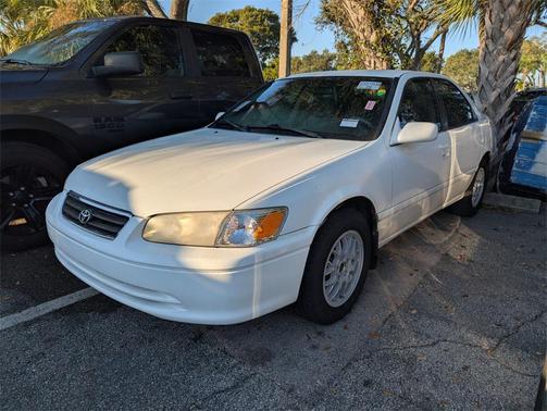 2000 Toyota Camry LE V6