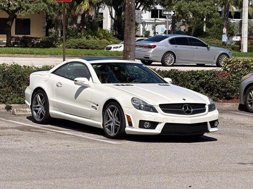 Diamond White Metallic 2009 Mercedes-Benz SL-Class SL 63 AMG