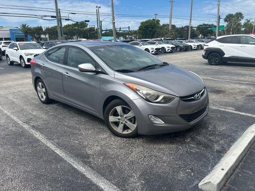 Titanium Gray Metallic 2013 Hyundai ELANTRA GLS