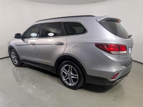 2017 Hyundai SANTA FE SE Ultimate
